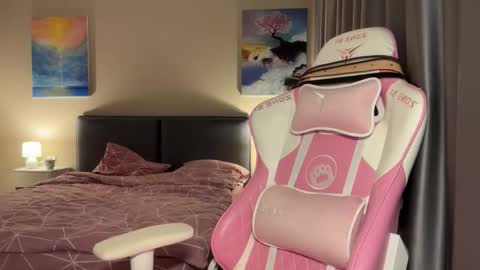 Bloom  online show from September 23, 6:36 pm