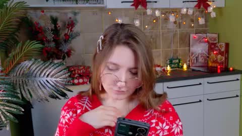 Tara online show from December 19, 9:54 pm