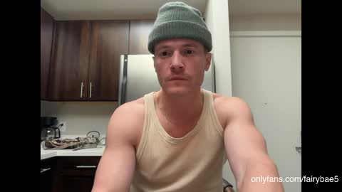 Travis online show from May 7, 3:46 am