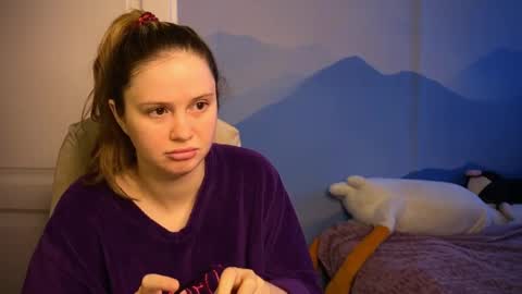 Ilona online show from February 2, 8:32 am