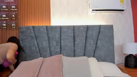  Leila.... online show from April 13, 12:09 pm