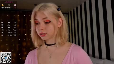 Emilia online show from December 1, 4:43 am