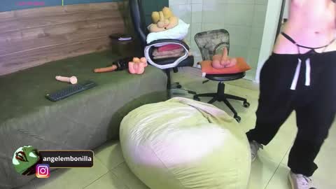 Megan    630  1330 -5 online show from March 23, 12:54 pm