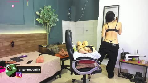 Megan    630  1330 -5 online show from April 1, 1:52 pm