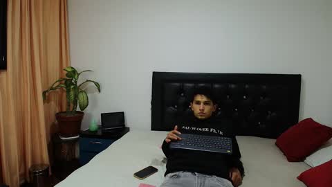 FallGays online show from March 5, 11:14 pm