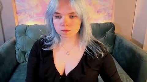 Snapshot of fancybella chatting on October 1, 3:11 pm Bella online show from October 1, 3:11 pm