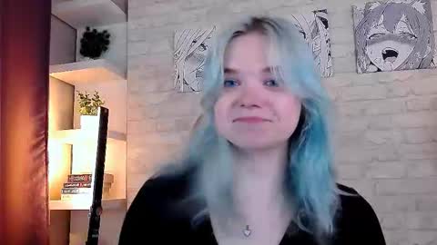 Snapshot of fancybella chatting on October 25, 2:39 pm Bella online show from October 25, 2:39 pm