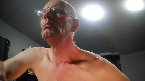 fantasyresort online show from September 22, 3:21 am