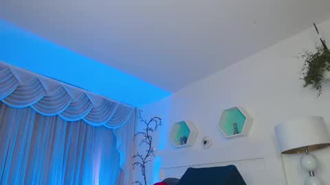 Farah online show from February 23, 5:59 pm