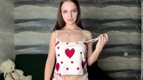 Anna Scovich online show from November 16, 2:08 pm