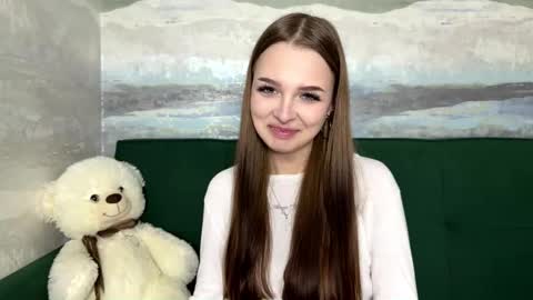 Anna Scovich online show from November 22, 11:41 am