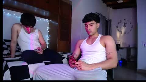 farid_24 online show from July 10, 4:39 am
