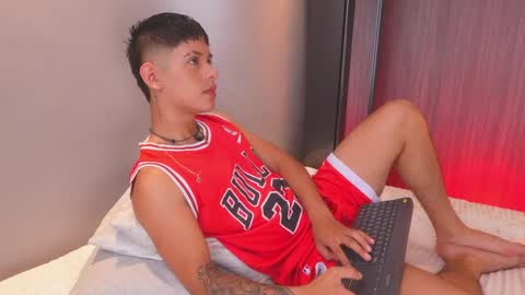 farid_jake_ online show from June 5, 4:12 pm