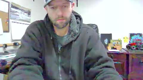 farmboy4720 online show from December 19, 5:30 pm