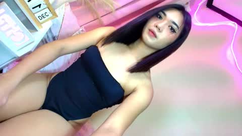 Farrah Zarake online show from December 16, 10:38 pm