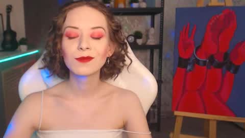 Fascinating   Eyes online show from November 8, 6:33 pm