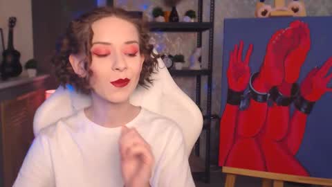 Fascinating   Eyes online show from February 3, 9:19 pm