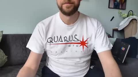 Snapshot of fattenmenow chatting on March 9, 1:59 pm fattenmenow online show from March 9, 1:59 pm