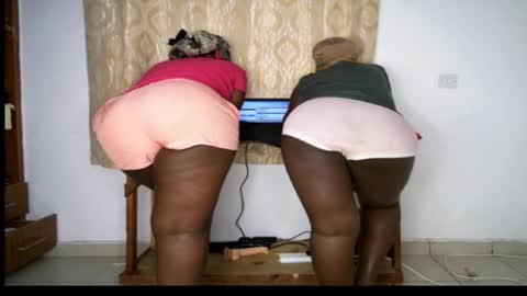 favgal online show from May 24, 5:03 am
