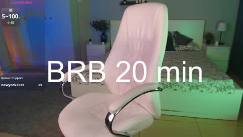 Fay online show from March 3, 3:32 pm