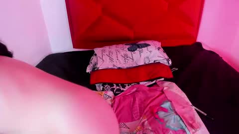 Fayevalentiine online show from December 4, 8:01 pm