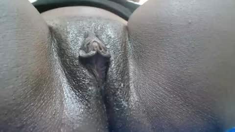 fayrie1 online show from November 11, 6:04 am