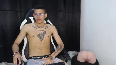 GIVE ME YOUR MONEY online show from March 5, 6:56 pm