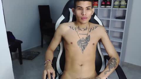 GIVE ME YOUR MONEY online show from January 7, 6:14 pm