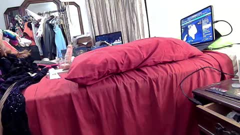 felicitybliss29 online show from October 27, 7:30 am