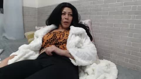 Felina Hot online show from June 24, 3:57 am