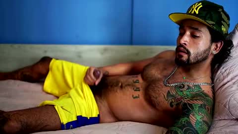 Snapshot of felix_candela chatting on February 23, 5:50 pm Felix Candela online show from February 23, 5:50 pm