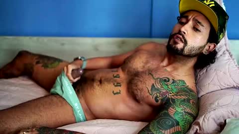 Snapshot of felix_candela chatting on February 25, 7:27 pm Felix Candela online show from February 25, 7:27 pm