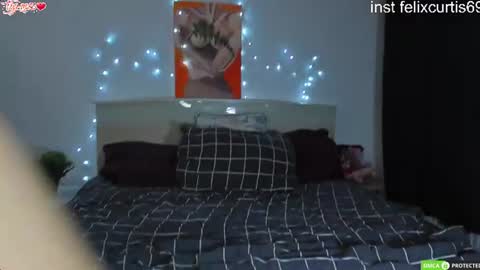 felixcurt online show from August 2, 5:04 pm