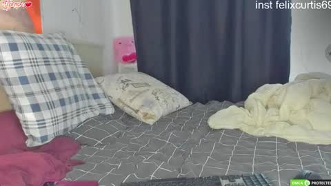 felixcurt online show from August 1, 10:28 am