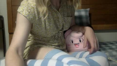 fenn88_ online show from July 13, 2:59 am