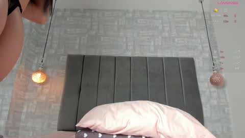  Fernanda Luna  online show from March 5, 12:33 pm