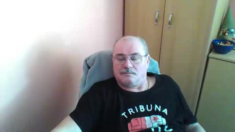 ferda5908736 online show from February 4, 11:16 am