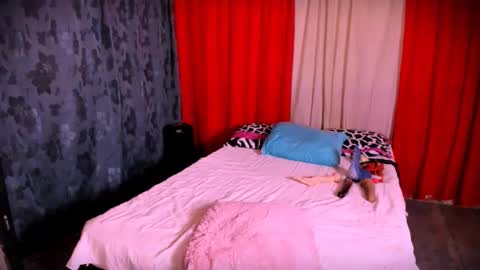 fernanda online show from February 8, 3:21 pm