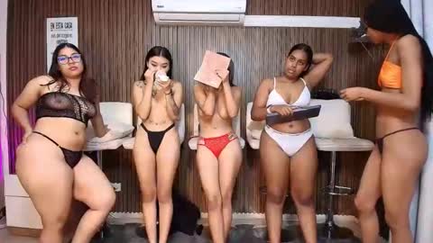 alice and samm online show from September 18, 11:14 am