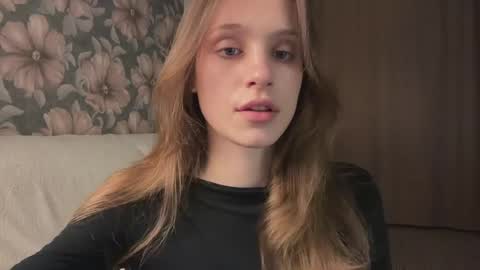 Lisa online show from May 24, 2:34 pm