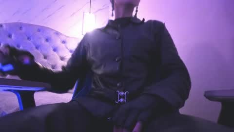   online show from March 12, 1:04 pm