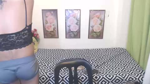 CALL ME AMANDA online show from January 11, 11:45 am