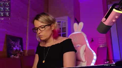 Lady online show from June 17, 4:34 pm