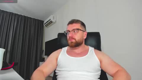 FindomGuyXXX online show from January 31, 7:11 pm