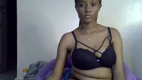 slimmie online show from October 3, 3:48 am