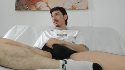 finn_jackson online show from April 2, 8:16 pm