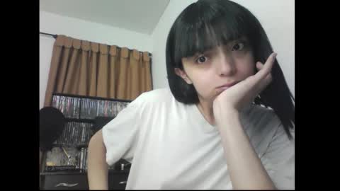 finnky1 online show from February 26, 5:11 am