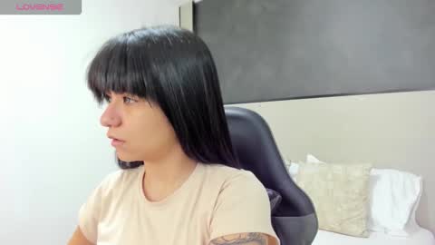 F I O R E L L A  online show from November 18, 2:58 am