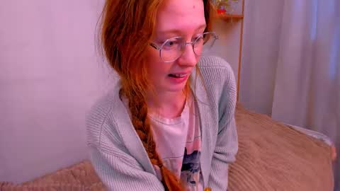 fire_luna online show from January 9, 9:59 am