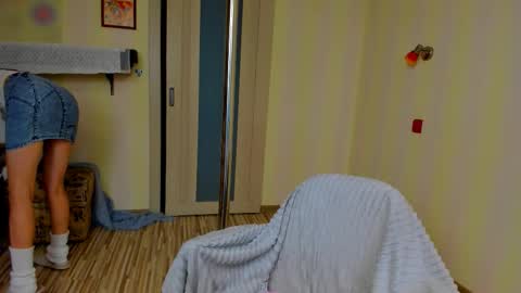 Snapshot of fire_luna chatting on October 6, 4:41 am fire_luna online show from October 6, 4:41 am